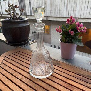 Crystal Glass Decanter With Stopper For Liquor Or Wine